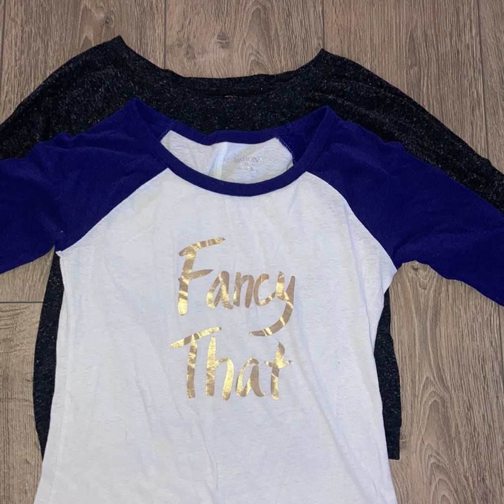 2 Long-Sleeve M Shirt Bundle Girls